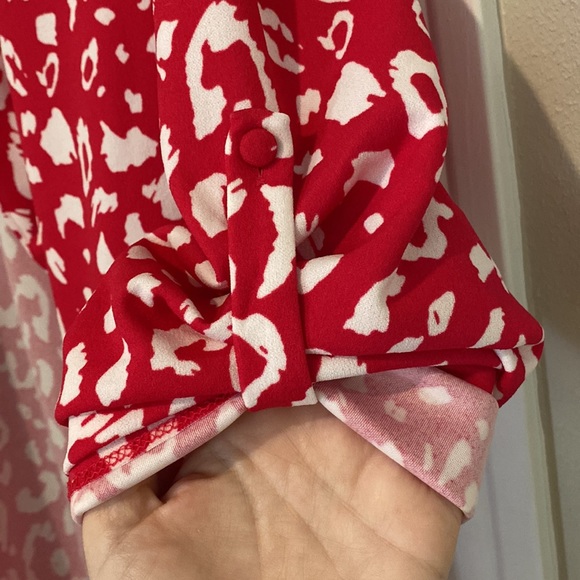 Adorable NWOT cheetah print blazer - lightweight, stretchy, with pockets - Picture 3 of 7